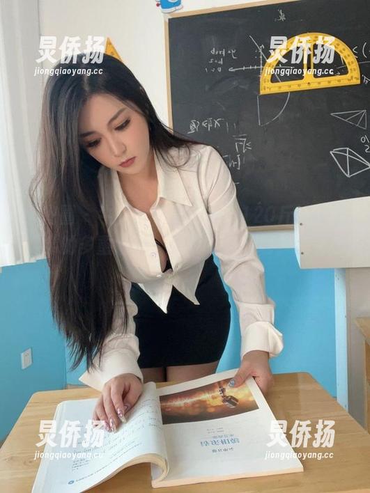 微密圈 - 牛仔裤不止一种，120斤的小王同学的多重魅力，免费并可下载，速速来！