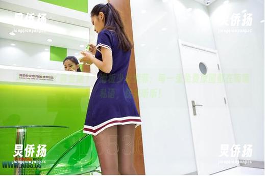 AISS爱丝(黄金版) - 滑板少女索菲：每一张免费原图都在喃喃私语，快来听听！