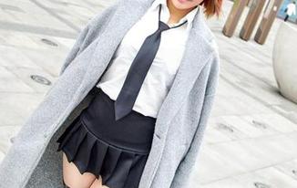 AISS爱丝(黄金版) – 精选写真故事，索菲和她的汽车医生梦