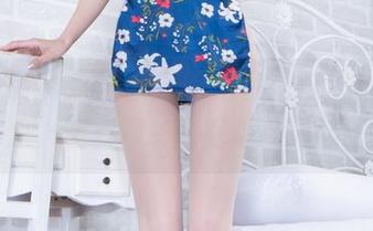 Beautyleg – Avril浴室：这里不仅有泡沫，还有精彩的写真集和原图！