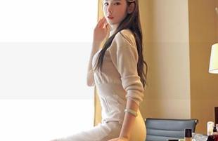 Feilin嗲囡囡 – 在短裤里翻滚：冯木木LRIS最新美图大放送，太美了！