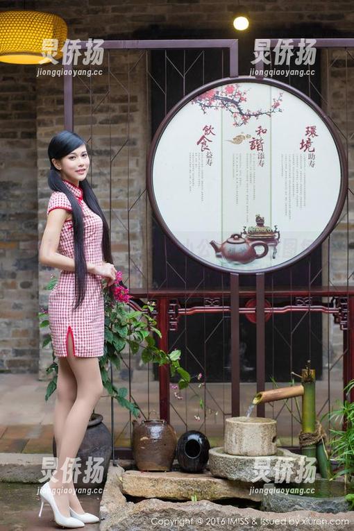 IMiss爱蜜社 - 心妍小公主：礼服图包——走进我的世界，见证光辉时刻的秘密！