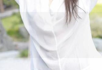 MFStar模范学院 – 伊小七MoMo水手服写真在线：满满的青春气息，不小心让我又回到了学生时代