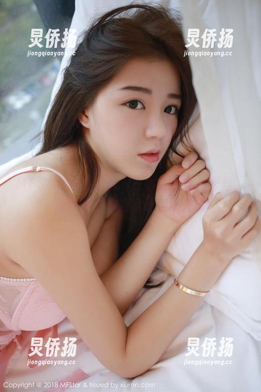 MFStar模范学院-南晓梦 MFStar模范学院 - 一本正经说裤里丝,南晓梦图片合集让你意外哦