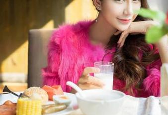MiStar魅妍社 – Olivia童安琪空姐写真：下载一份美好，或许会有惊喜哦！