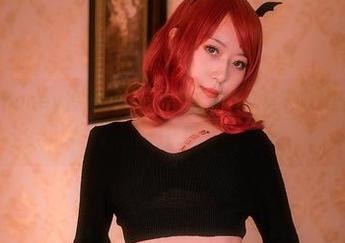 想快点遇见Money冷冷的衬衫裙？这组写真集原图来拯救你的审美危机！