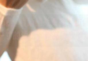 ROSI透明：看新图片更新，仿佛阳光透过每一寸的透明，照亮了我的烦恼！