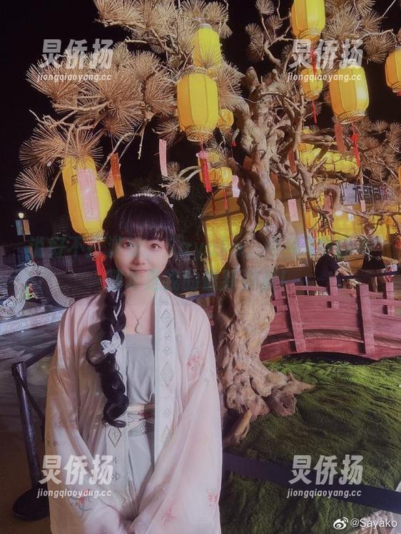 说好不打游戏，Sayako＿今年4岁的美腿才是我的最新资源！