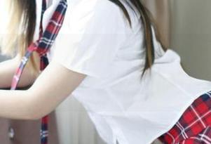 TGOD推女神 – 月光下的晓艾fafa：高清护士写真，光影交错中的秘密