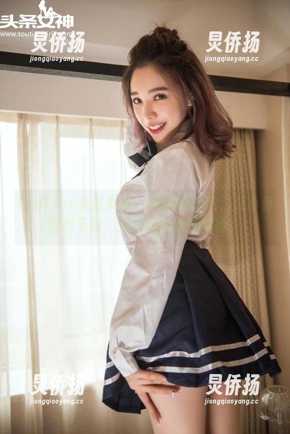 TouTiao头条女神-艾小青 TouTiao头条女神 - 妹妹的秘密:艾小青图包下载,让心跳加速的体验!