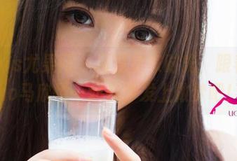 UGirls尤果网 – 高清居家时光，跟着Miko马欣悦一起在沙发上做梦吧！