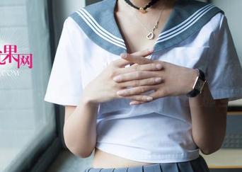 UGirls尤果网 – 全套凌希儿粉色写真：你都不知道隐藏在柔和色彩下的那些故事