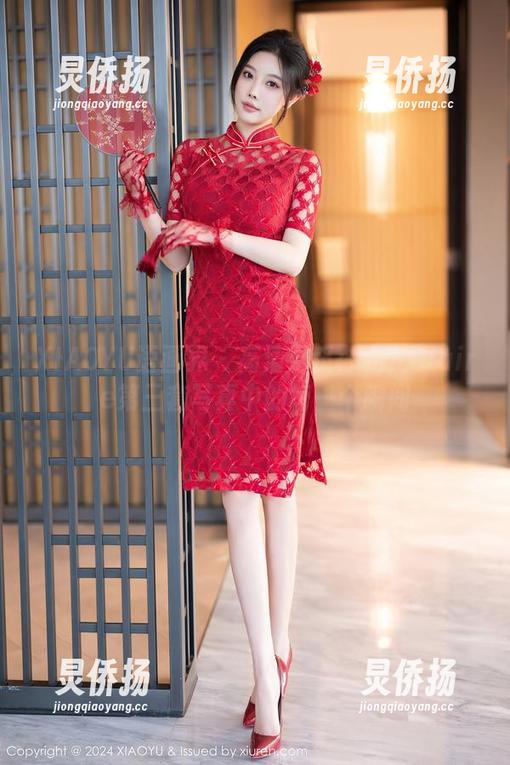 XIAOYU语画界 - 高清寻觅：允儿Claire第三套写真中的每一个瞬间
