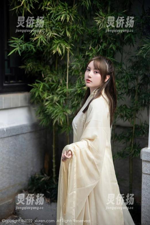 Xiuren秀人网-小夕Kitty Xiuren秀人网 - 小夕Kitty的旗袍图册:每一张都在默默刷新你的审美