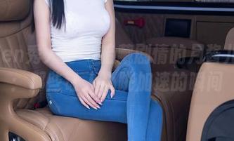 Xiuren秀人网 – 暗藏剧情的月酱儿精选：那些让人心跳加速的瞬间