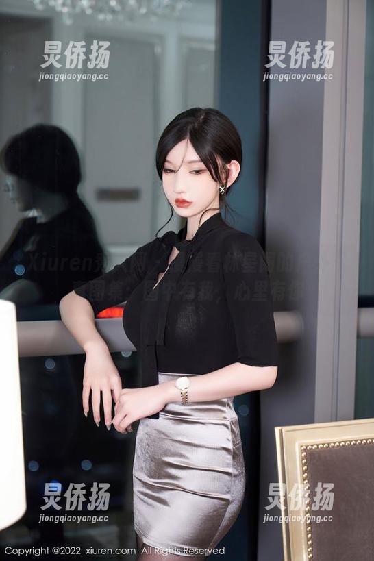 Xiuren秀人网-林星阑 Xiuren秀人网 - 慢慢看林星阑的户外写真图集:图中有我,心里有你