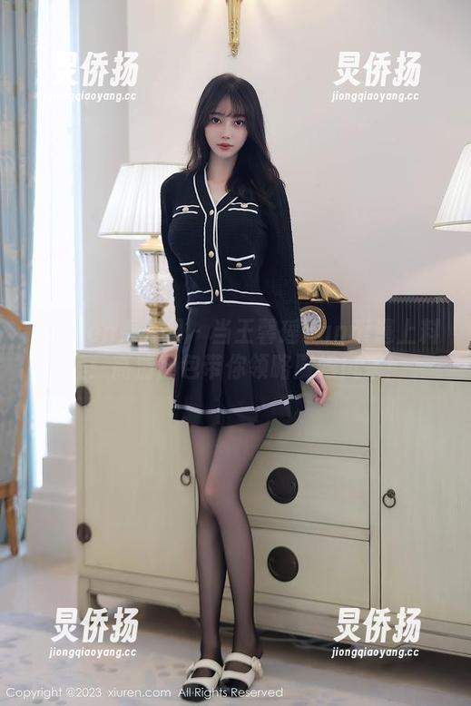 Xiuren秀人网-王馨瑶Yanni Xiuren秀人网 - 当王馨瑶Yanni遇上料理:高清图包带你领略厨娘风采!