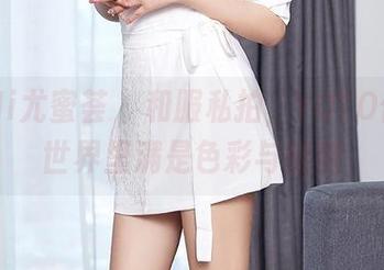YouMi尤蜜荟 – 和服私拍，YOYO优优的世界里满是色彩与幽默