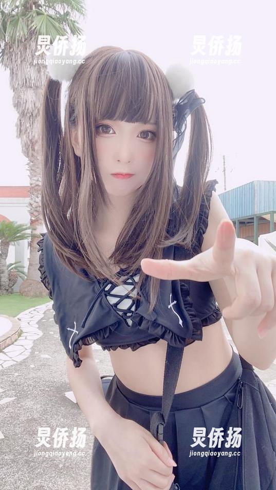 Yuki亭带你走进NurseNazuna的梦幻cos世界，分享那些奇妙瞬间！