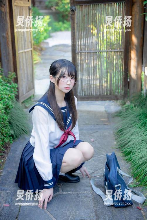 写真也疯狂：nagesa魔物喵四月番外篇下载秘籍，快来围观！