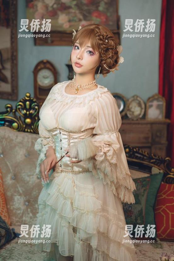 yuuhui玉汇(kokuhui)的绝美瞬间：精选图片，女王的慵懒假日