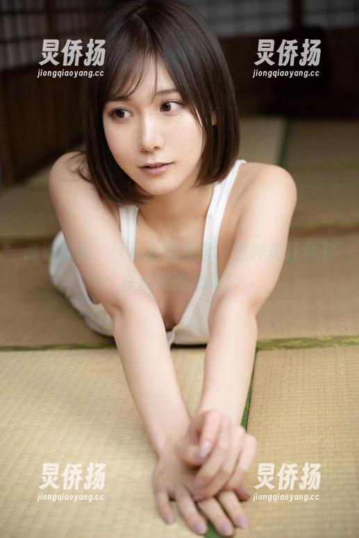 高清写真，けん研的套装，这种美让我有点反常的心动！