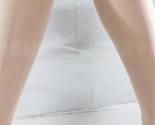 丽柜 – 钟情的伤感岁月，原图中的玉足低语