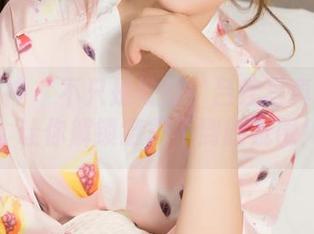 克拉女神 – 不只是教室！吕佳写真集下载，让你解锁意想不到的氛围！