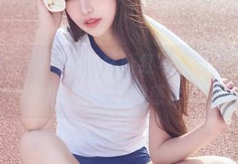 打开兔玩映画的艳紫妖红写真合集，唤醒每一个细腻的感官。