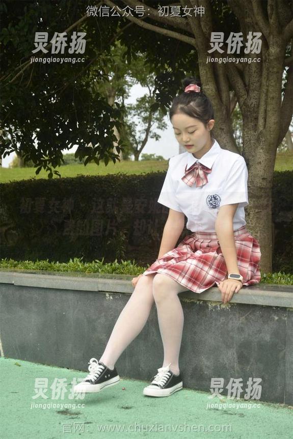 初夏女神 - 这就是安妮的女神模式——免费的图片，却让人想多了！