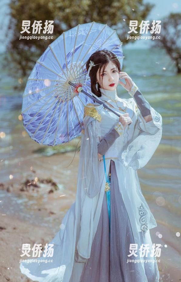 当南桃Momoko遇上不知火和服：那些意想不到的cos和图片时刻
