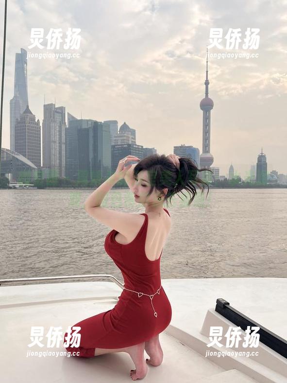 周妍希 微密圈 - 周妍希的浴室美人写真:水光潋滟,图包帮你洗去疲惫!