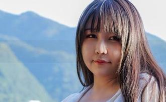 咔喵KANEKO的黑色幻影：在私房合集中流转的那些光影故事。