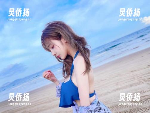 啾小妍夜游记：精选写真揭秘暗夜猫女的奇幻时刻！