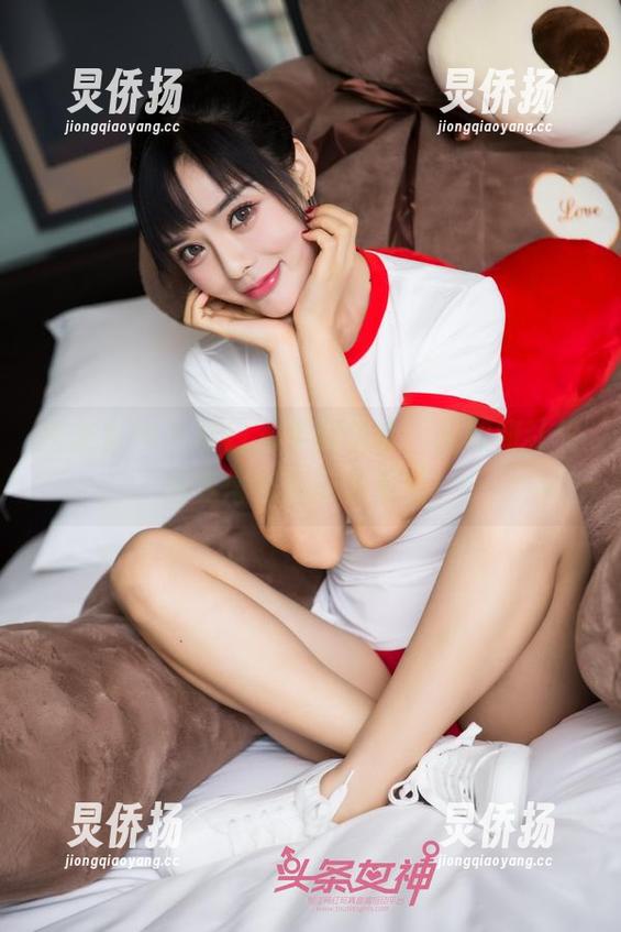 头条女神-周熙妍 头条女神 - 夏日水手服全套,周熙妍让生活变得充满阳光氛围!