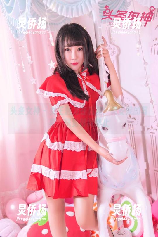头条女神-樊安妮 头条女神 - 女王魅力在私房:樊安妮的写真,恍觉时间静止