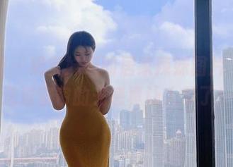 微密圈 – 奶宝妹纸的居家辣妹图片，阳光透过窗帘的光感真让人晕了！