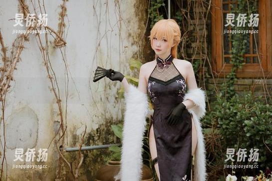 妖少you1 妖少you1献上万圣节特供,cos照片里藏着哪些秘密?
