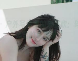 微密圈 – 户外写真里的宋昱欣：碎光照进心里的那种感觉