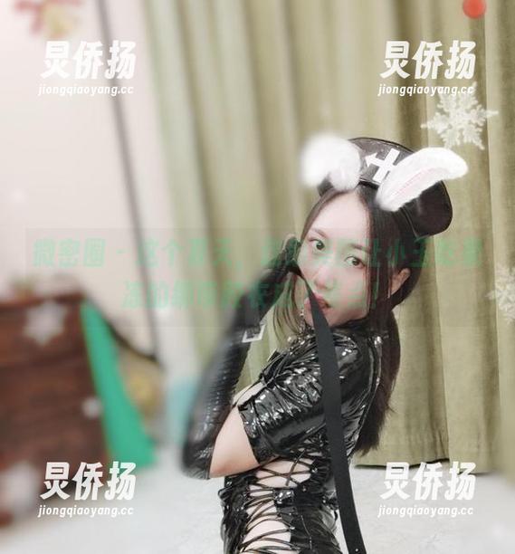 小玉吃果冻 微密圈 - 这个夏天,这组美图让小玉吃果冻的绑带胶衣成了焦点!