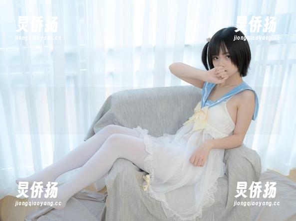 少女秩序-小鱼 少女秩序 - 小鱼的海边独白:原图里的沙粒与波浪,资源给力!