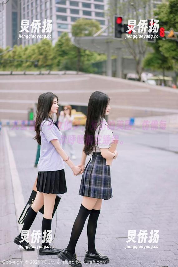 尤蜜荟-允尔 尤蜜荟 - 少女的梦,允尔的美图:仿佛每一次呼吸都在缠绵。