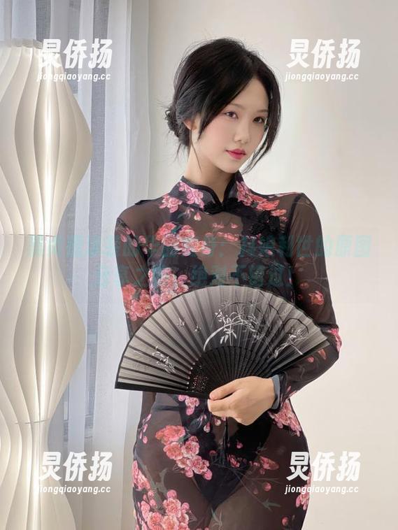 抖娘利世 黑贞德泳装的华丽变身:抖娘利世的原图分享之旅,绝对不错过!