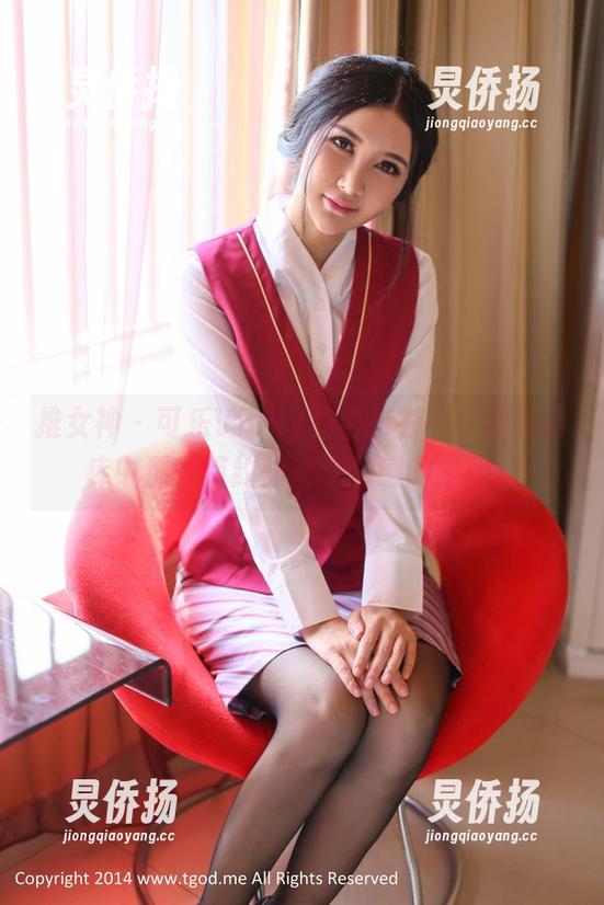 推女神-可乐Vicky 推女神 - 可乐Vicky的白衬衫——精选图库中那种简约却充满情感的瞬间。