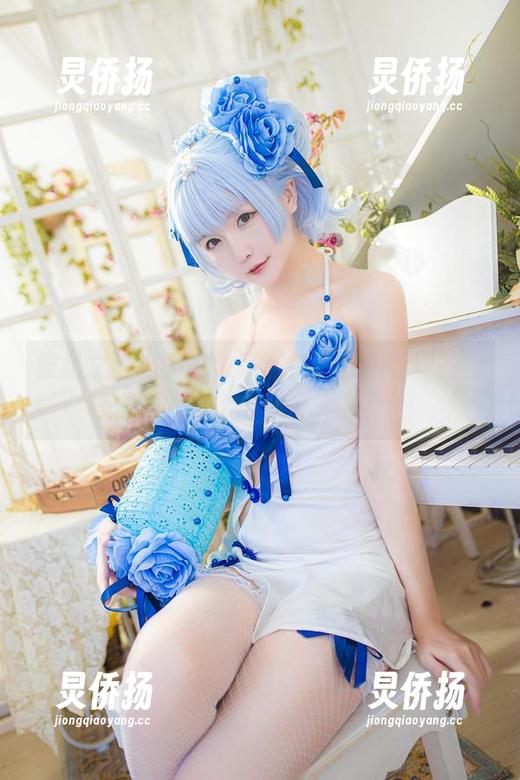 星之迟迟 被星之迟迟的黑色高清作品征服,真的很难给出评价。