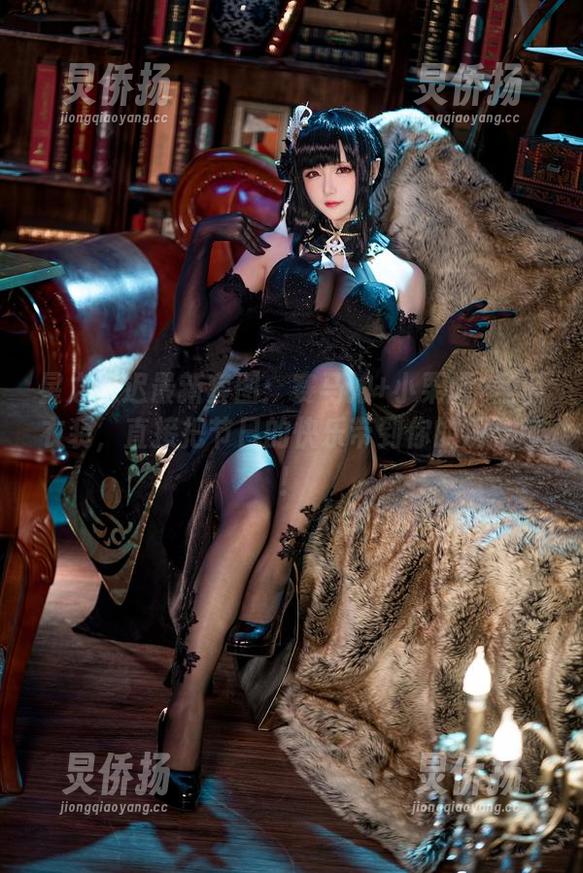 星之迟迟 星之迟迟最新套图:赛马娘+小栗帽+圣诞衣装,直接把节日的快乐带到你的屏幕前!