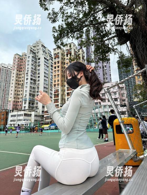 微密圈 - 是小逗逗的镂空全套：让人想悄悄靠近，却又不敢触碰的美感