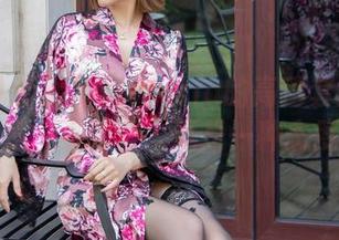 微密圈 – 果儿Victoria的高清套图：不只是一身制服，更是一种态度！