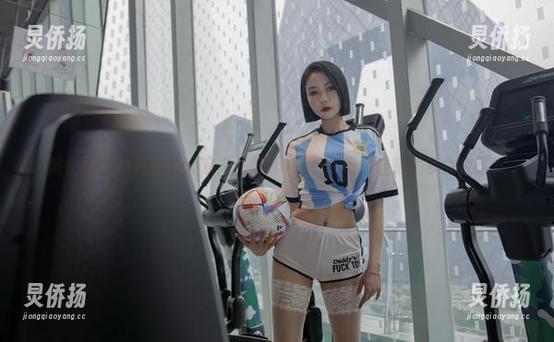 微密圈 - 美足合集大曝光：果儿Victoria到底藏了多少惊喜？