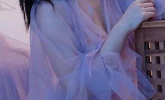 桃良阿宅特别企划：白衬衫写真集，原图中轻轻摇曳的温柔